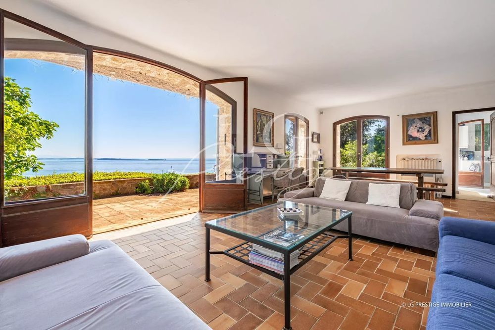 � vendre  Maison Th�oule-sur-Mer (06590)