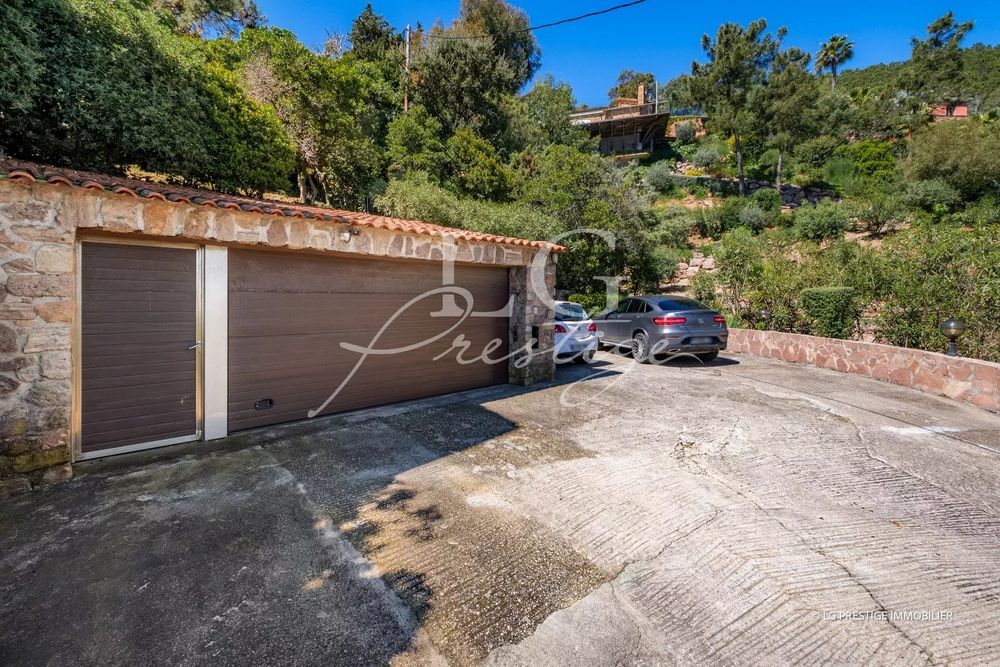 � vendre  Maison Th�oule-sur-Mer (06590)