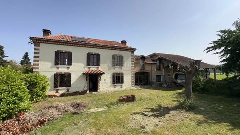   Ferme r�nov�e avec g�te sur 2 Ha Maison - 6 pi�ce(s) - 210 m�