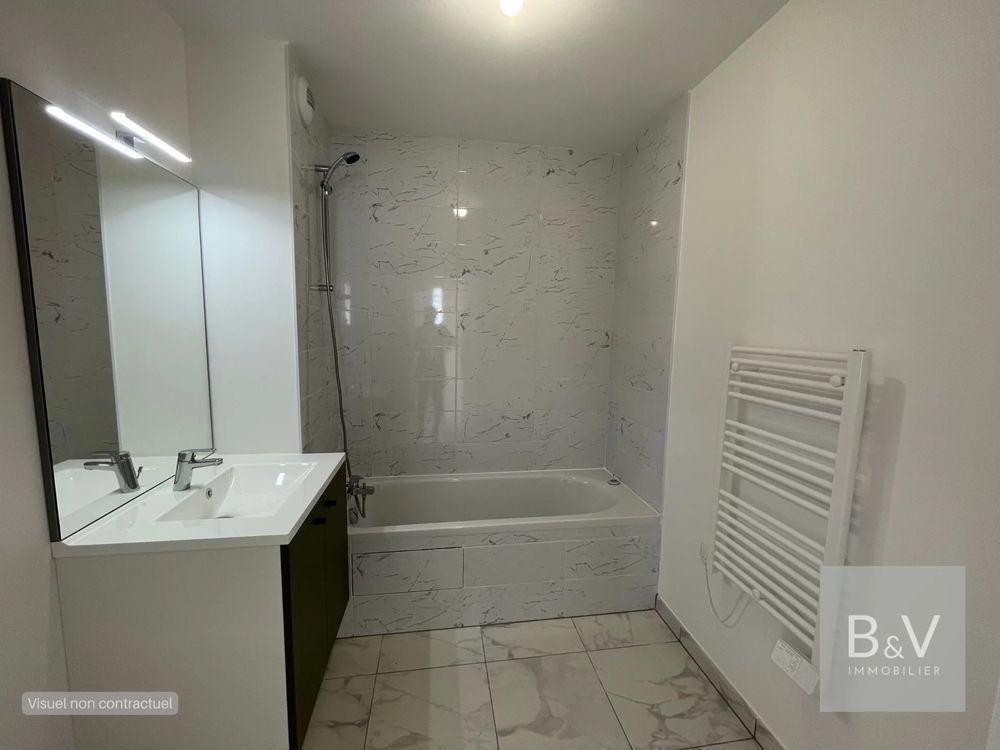 � vendre  Appartement Antibes (06600)