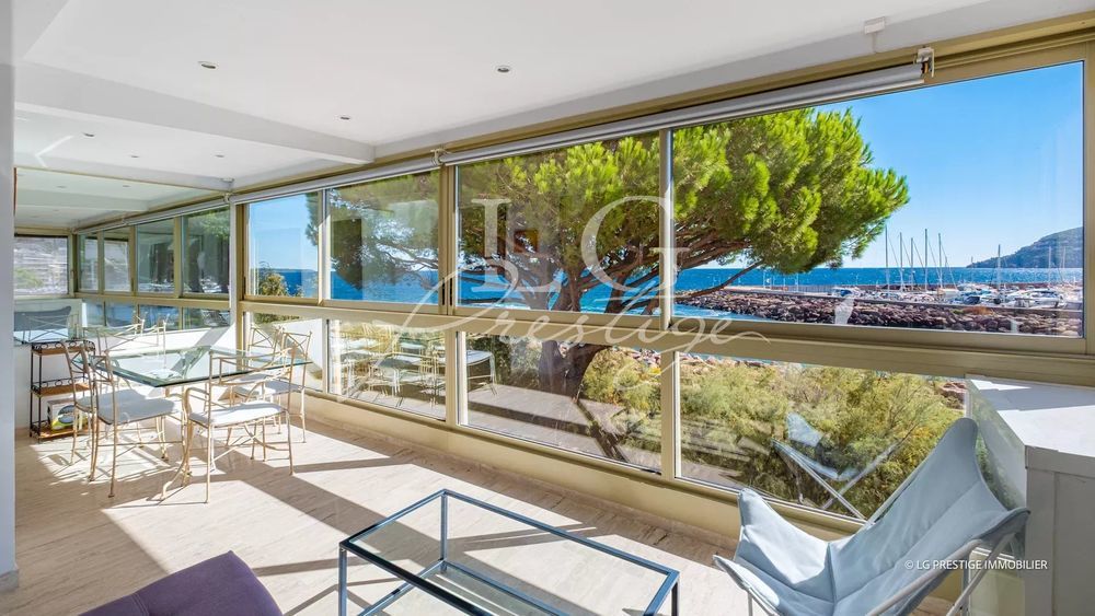 � vendre  Appartement Mandelieu-la-Napoule (06210)