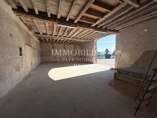  Parking / Garage � vendre 1 pi�ce 170 m�