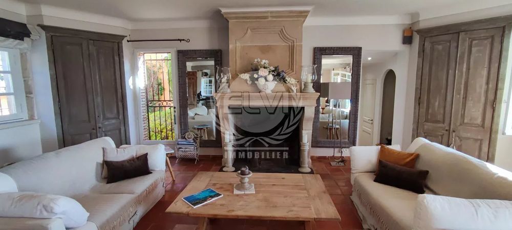 � vendre  Maison Le Plan-de-la-Tour (83120)