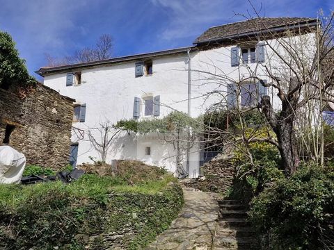   Propri�t� de charme, vue dominante Maison - 10 pi�ce(s) - 220 m�