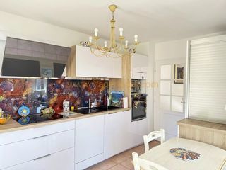  Appartement � vendre 3 pi�ces 75 m�