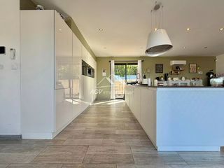  Maison � vendre 6 pi�ces 175 m�