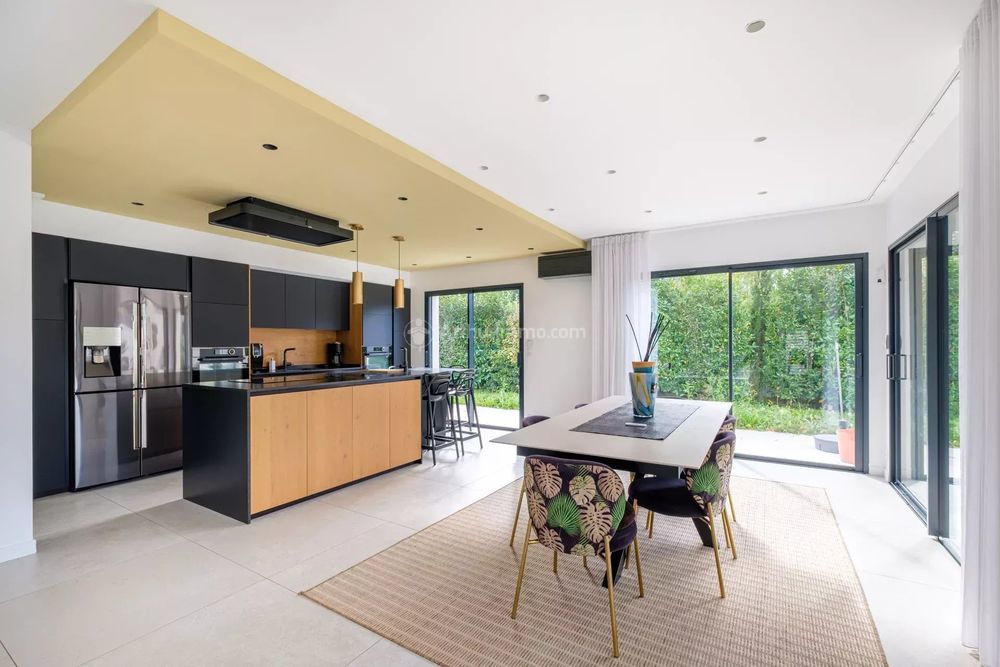 � vendre  Maison �cully (69130)