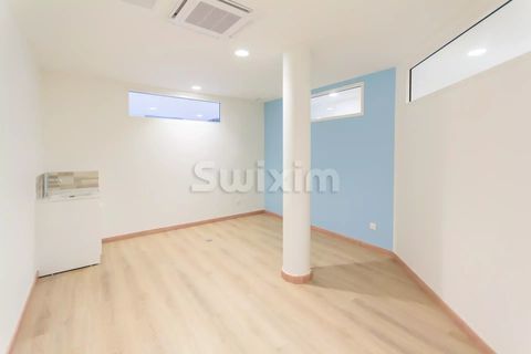 Local commercial Profession lib&eacute;rale 517 74270 Sallen�ves