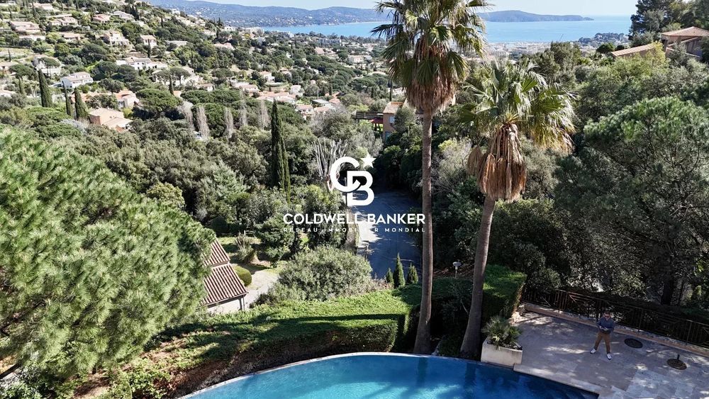 � vendre  Maison Cavalaire-sur-Mer (83240)