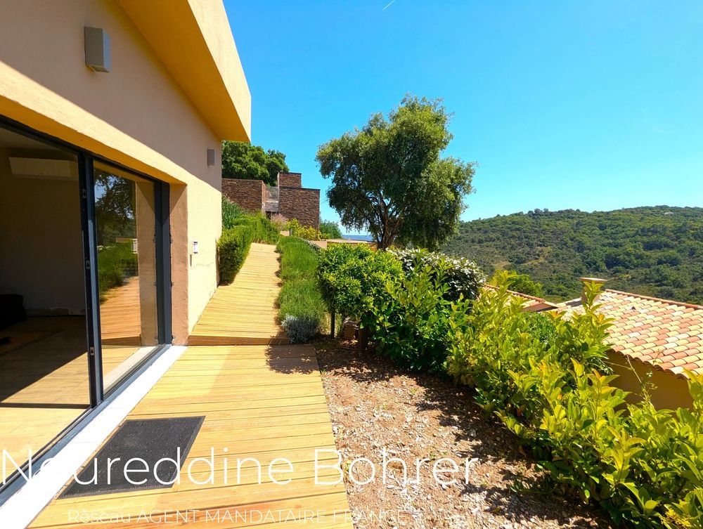 � vendre  Maison Grimaud (83310)