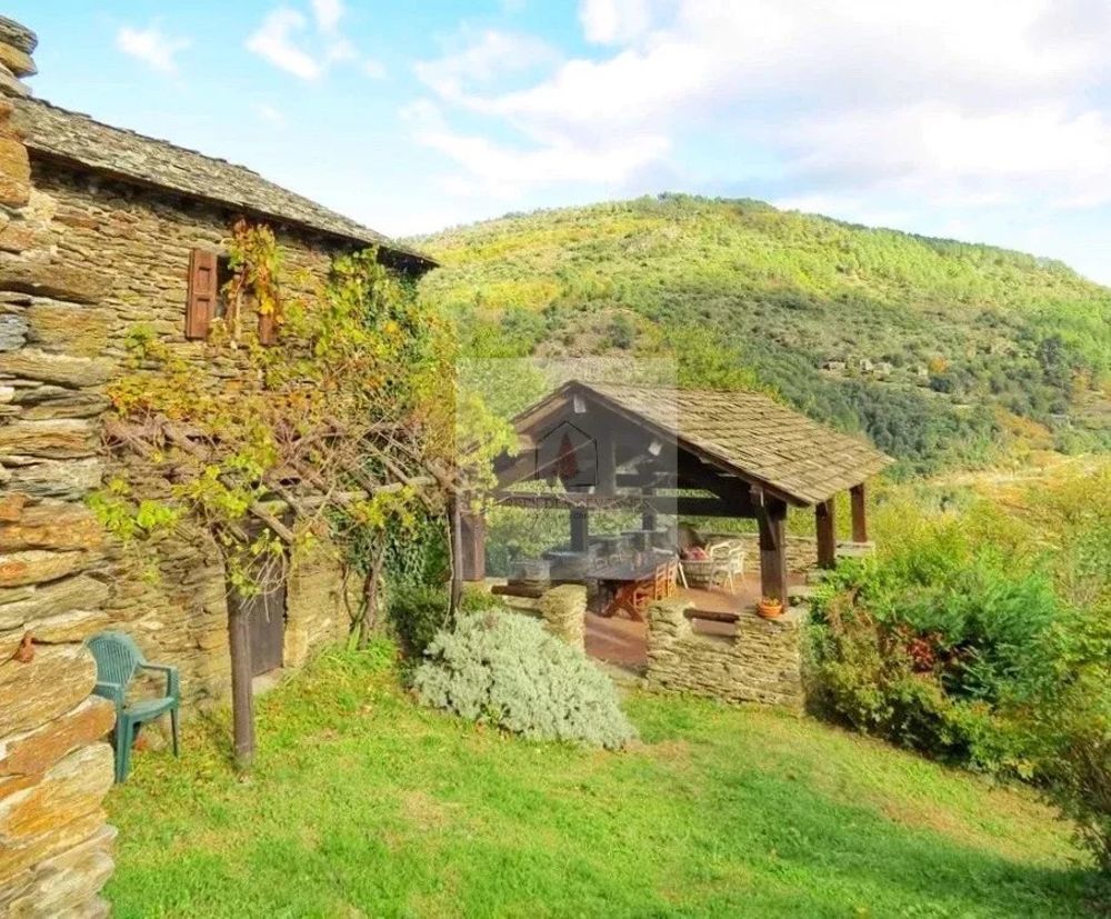 � vendre  Maison Saint-Germain-de-Calberte (48370)