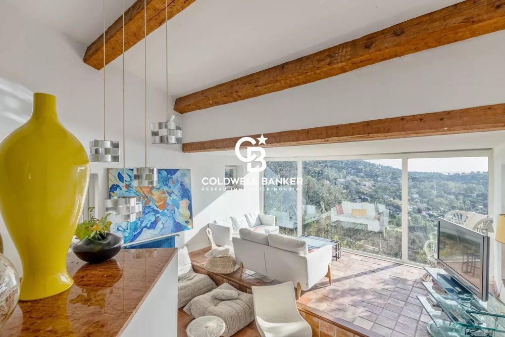 � vendre  Maison Rayol-Canadel-sur-Mer (83820)