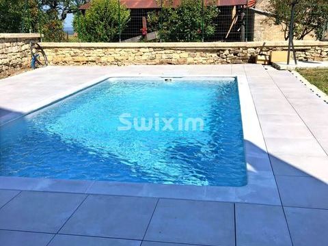   AUTHENTIQUE MAISON EN PIERRE AVEC TERRAIN DE PLUS D'UN HECTARE Maison - 5 pi�ce(s) - 135 m�