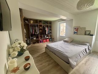  Maison � vendre 5 pi�ces 215 m�