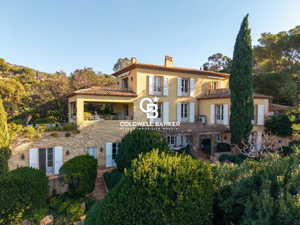 � vendre  Villa Rayol-Canadel-sur-Mer (83820)