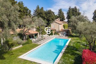  Villa � vendre 10 pi�ces 300 m�