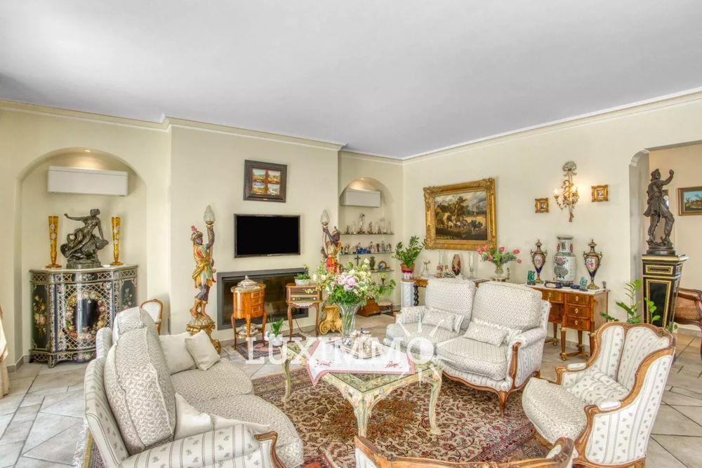 � vendre  Villa Mougins (06250)