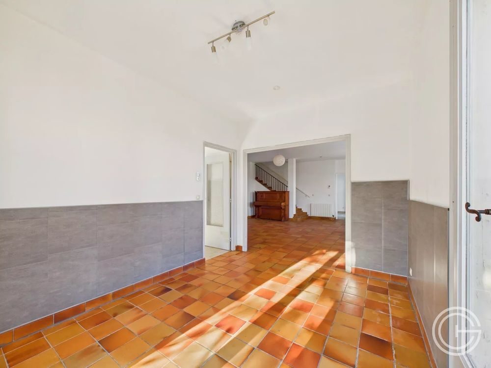 � vendre  Maison Saint-Laurent-du-Var (06700)