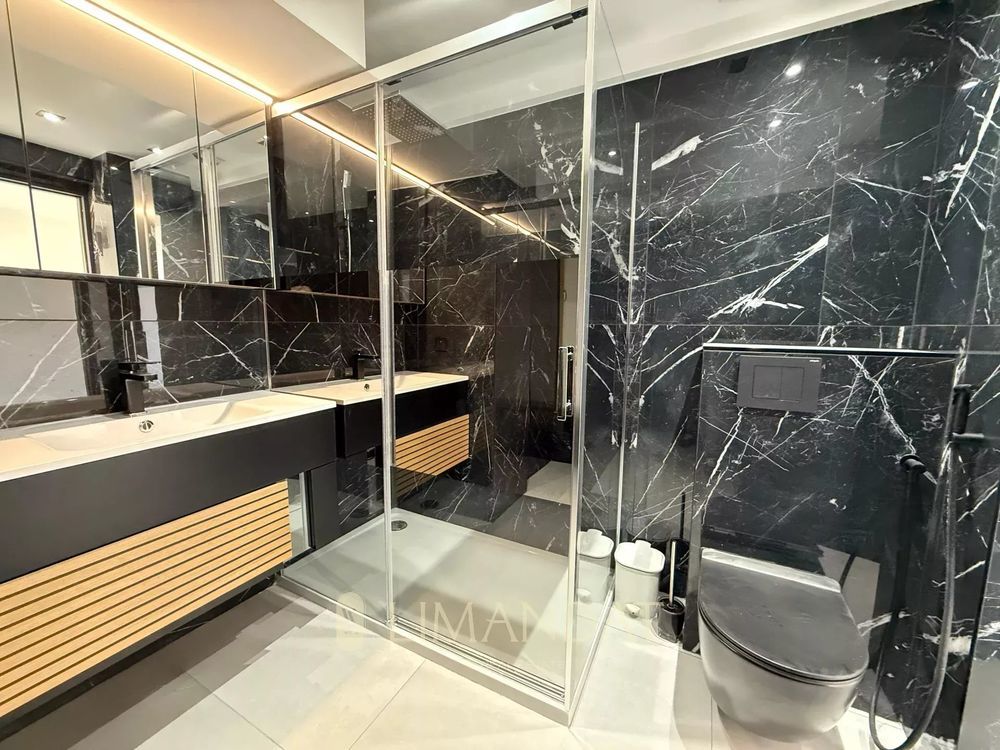 � vendre  Appartement Cannes (06400)