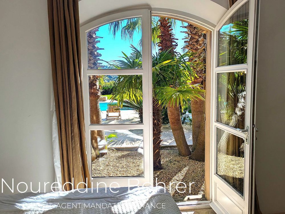 � vendre  Villa Grimaud (83310)