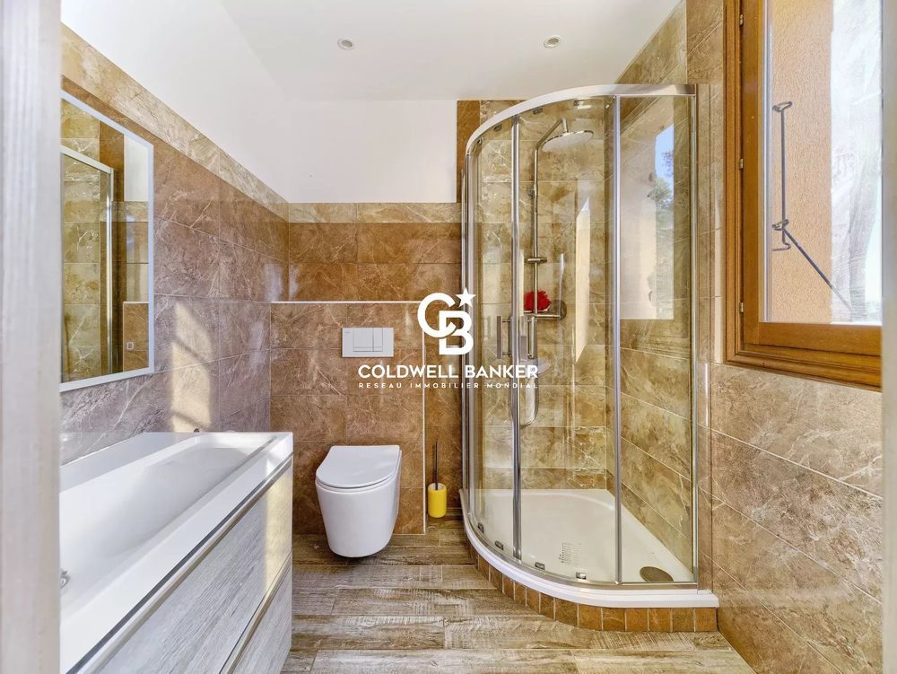 � vendre  Villa La Colle-sur-Loup (06480)