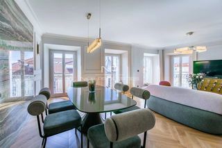  Appartement � vendre 4 pi�ces 120 m�