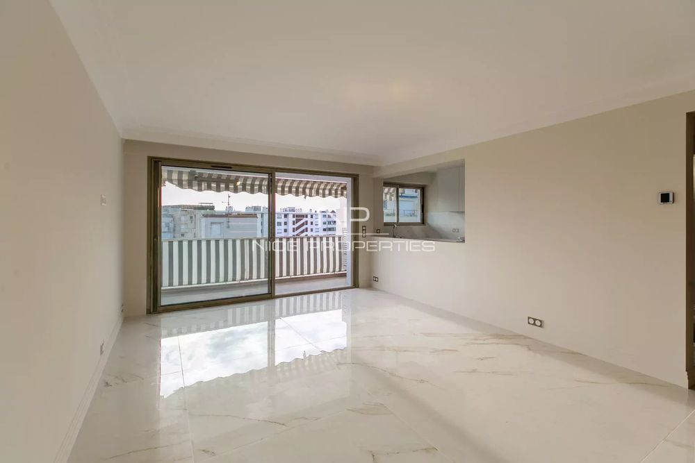 � vendre  Appartement Juan Les Pins (06160)