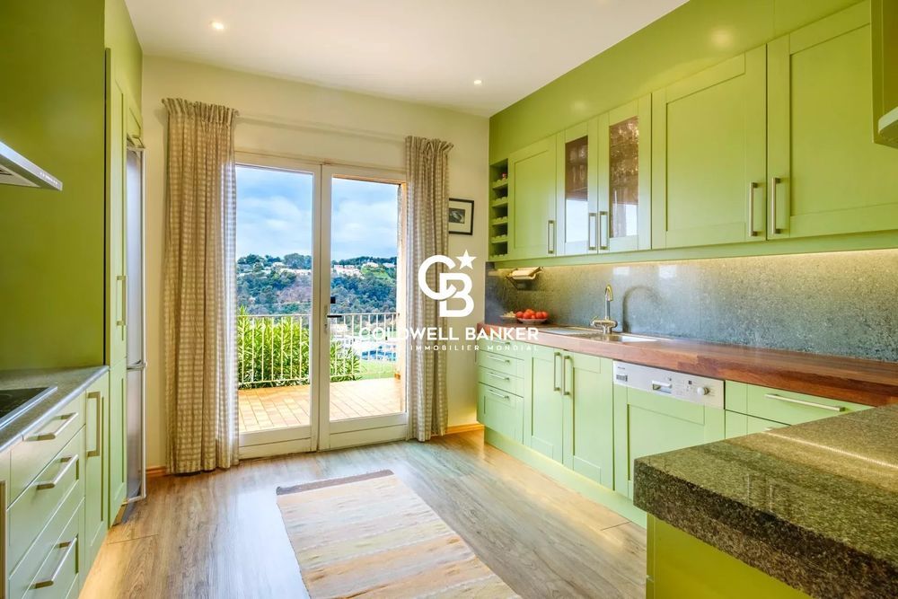 � vendre  Maison Cagnes-sur-Mer (06800)