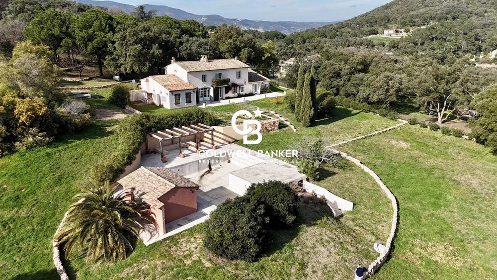 � vendre  Maison Le Plan-de-la-Tour (83120)