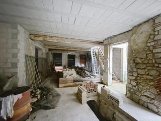  Immeuble � vendre 3 pi�ces 235 m�