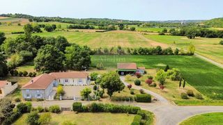  Maison � vendre 9 pi�ces 200 m�