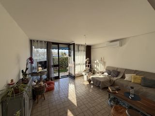  Appartement � vendre 5 pi�ces 92 m�