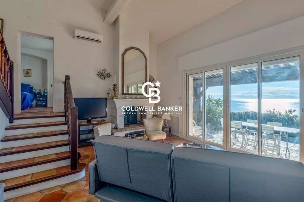 � vendre  Maison Rayol-Canadel-sur-Mer (83820)