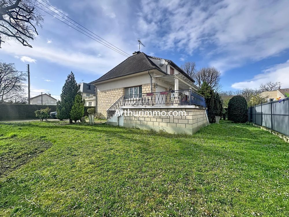 � vendre  Maison Villecresnes (94440)