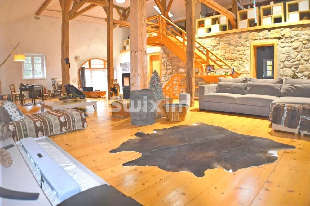 � vendre  Maison Les Rousses (39220)