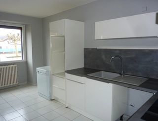  Appartement � louer 4 pi�ces 103 m�