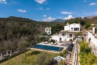  Villa � vendre 8 pi�ces 315 m�