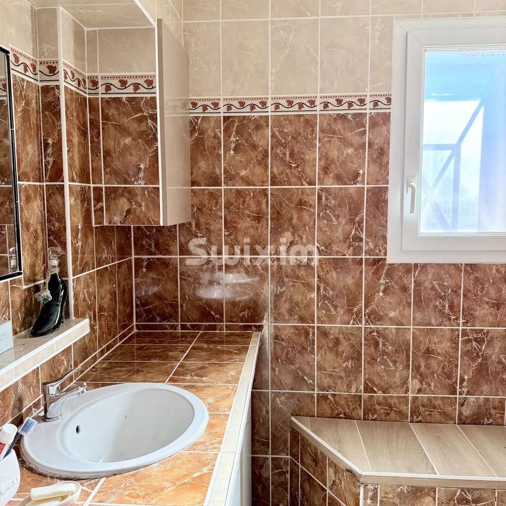 � vendre  Maison Saint-Paul-Trois-Ch�teaux (26130)