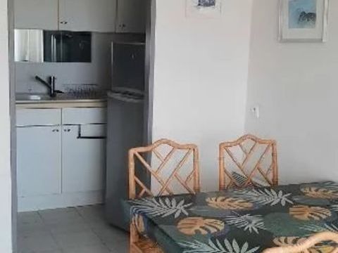   Deux pi�ces de 34 m� avec terrasse - Exposition plein sud Appartement - 2 pi�ce(s) - 34 m�