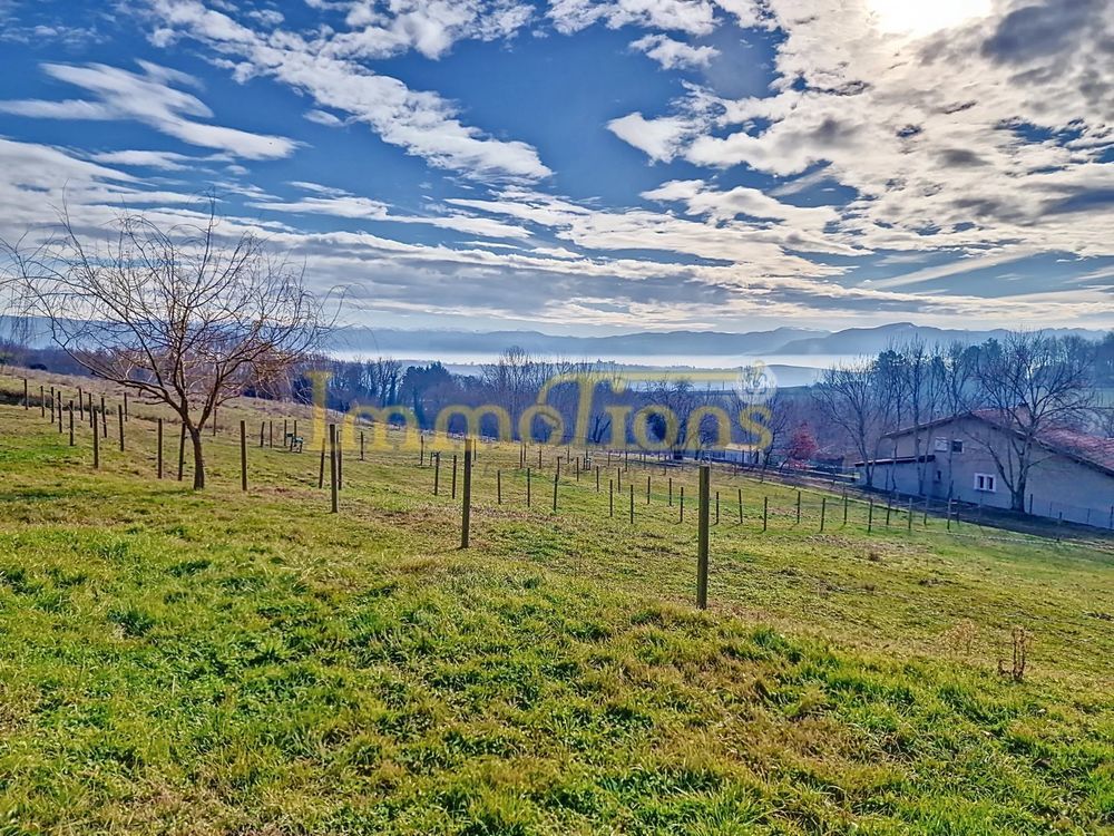 � vendre  Maison Montmiral (26750)