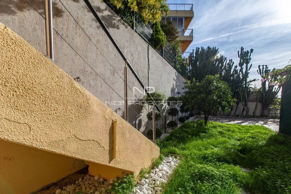 � vendre  Appartement Villefranche-sur-Mer (06230)