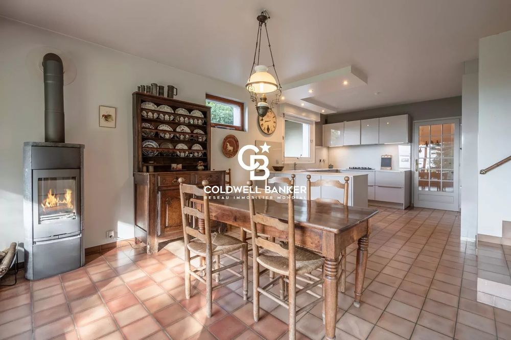 � vendre  Villa V�traz-Monthoux (74100)