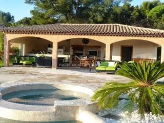  Maison � vendre 8 pi�ces 1 m�