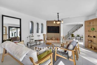  Maison � vendre 8 pi�ces 220 m�