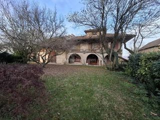  Maison � vendre 8 pi�ces 230 m�