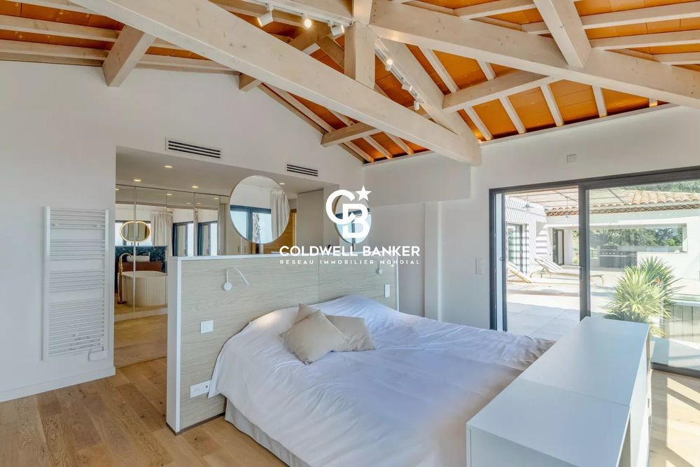 � vendre  Villa Cavalaire-sur-Mer (83240)