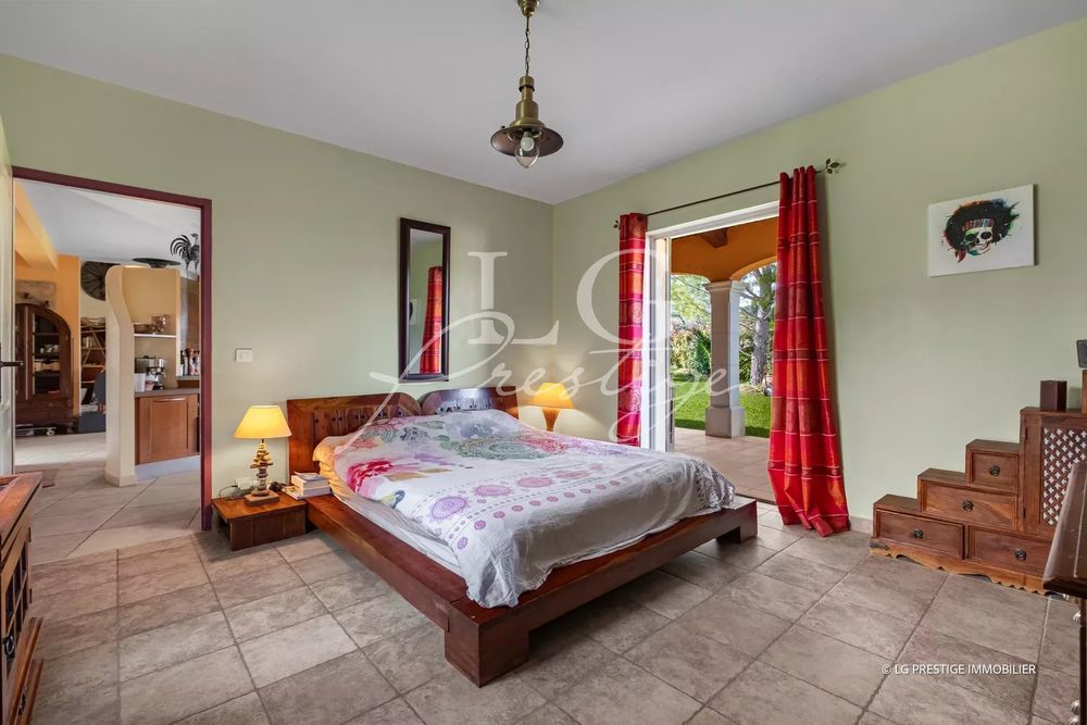 � vendre  Maison Callian (83440)