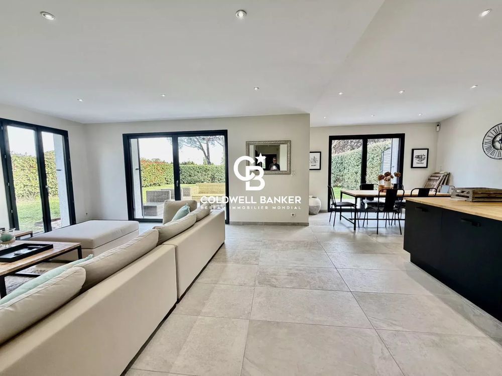 � vendre  Maison Cavalaire-sur-Mer (83240)