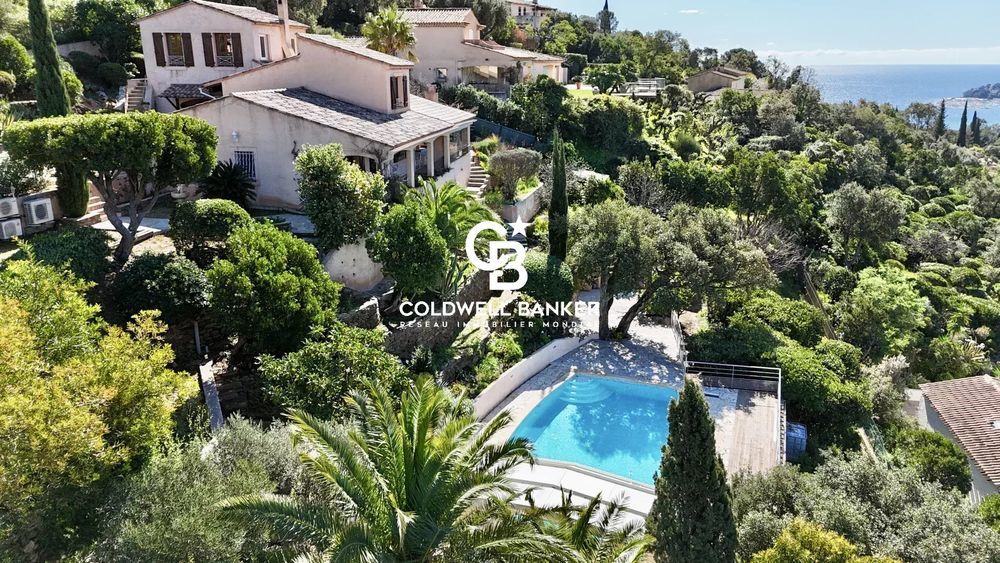 � vendre  Maison Cavalaire-sur-Mer (83240)