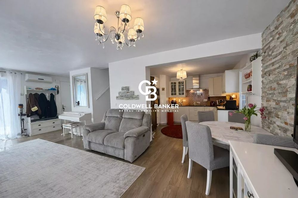 � vendre  Maison Cogolin (83310)